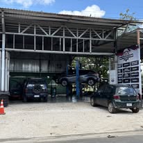 Taller Zona Automotriz Santa Cruz - vista de las instalaciones